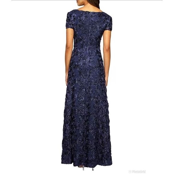 Alex Evenings Sequin Floral Lace Ribbon Rosette Round Neck Short Sleeve Gown - Picture 4 of 12